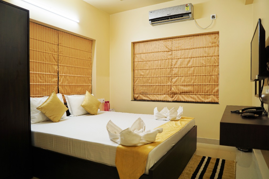 Deluxe AC Room